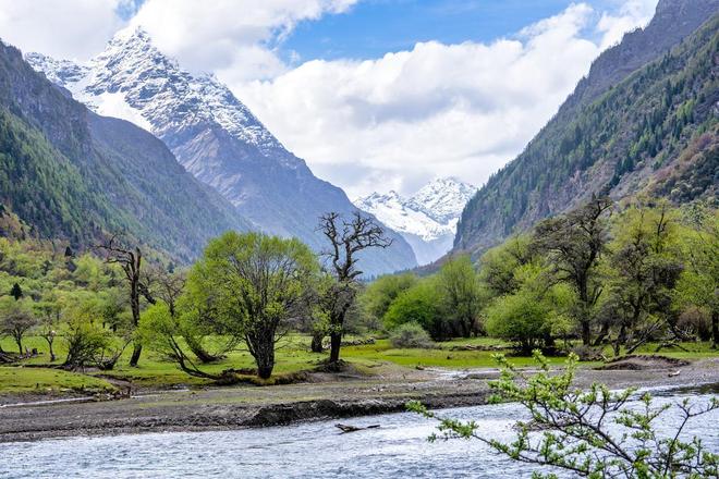 山长穿毕徒步地理手册：沉浸式穿越神山秘境mg不朽情缘游戏平台此生必走！收好四姑娘(图14)