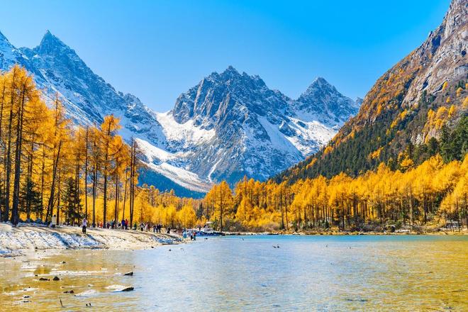 山长穿毕徒步地理手册：沉浸式穿越神山秘境mg不朽情缘游戏平台此生必走！收好四姑娘(图15)