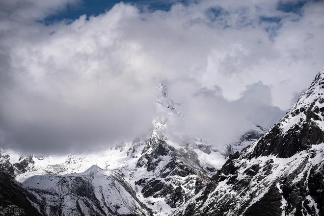 山长穿毕徒步地理手册：沉浸式穿越神山秘境mg不朽情缘游戏平台此生必走！收好四姑娘(图24)